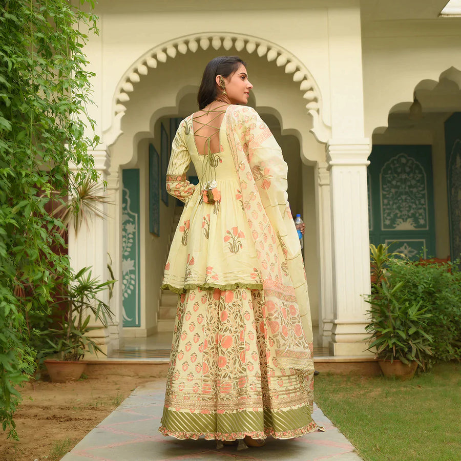 Vintage Tulip Lehenga Set